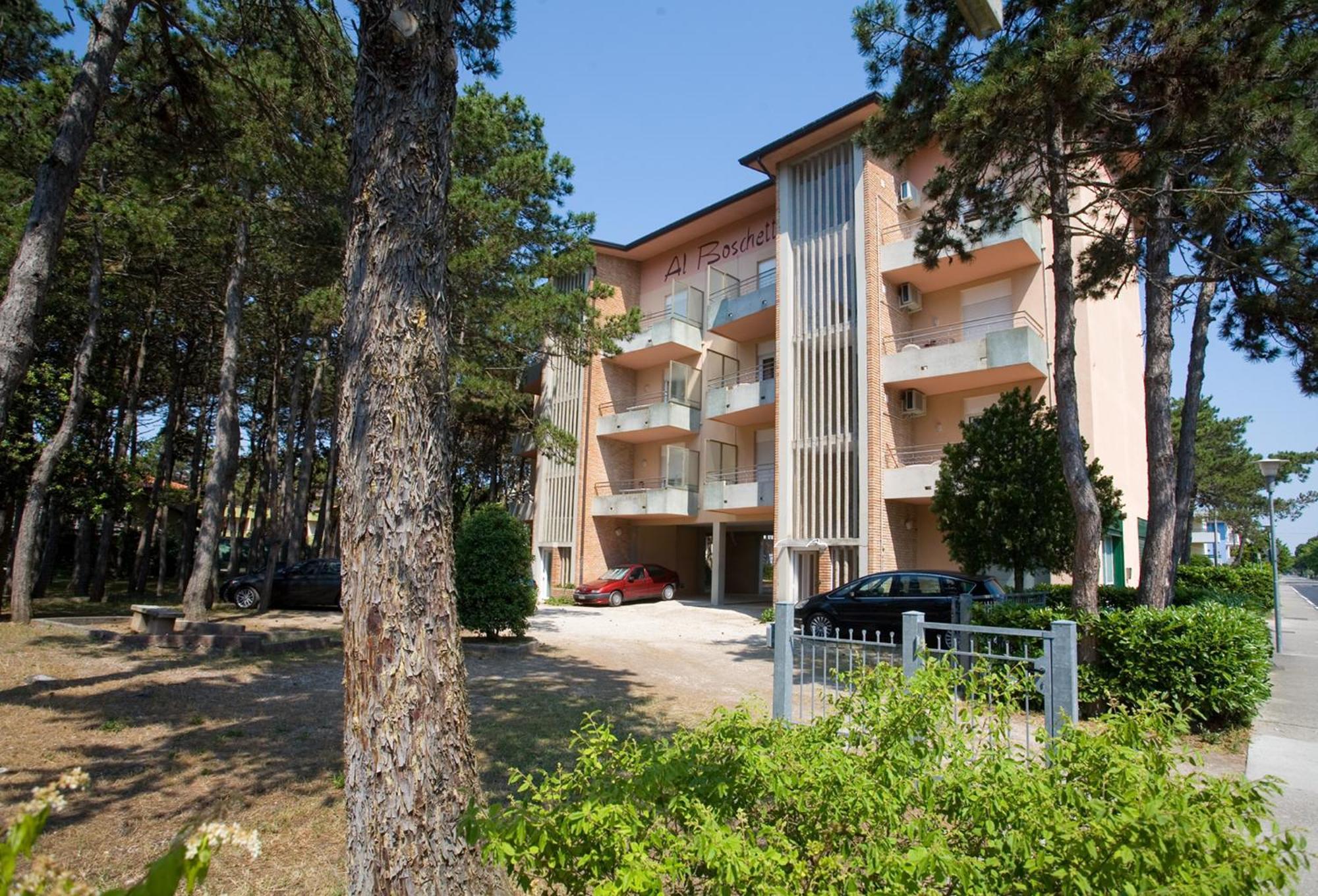 Pinetina Apartment *